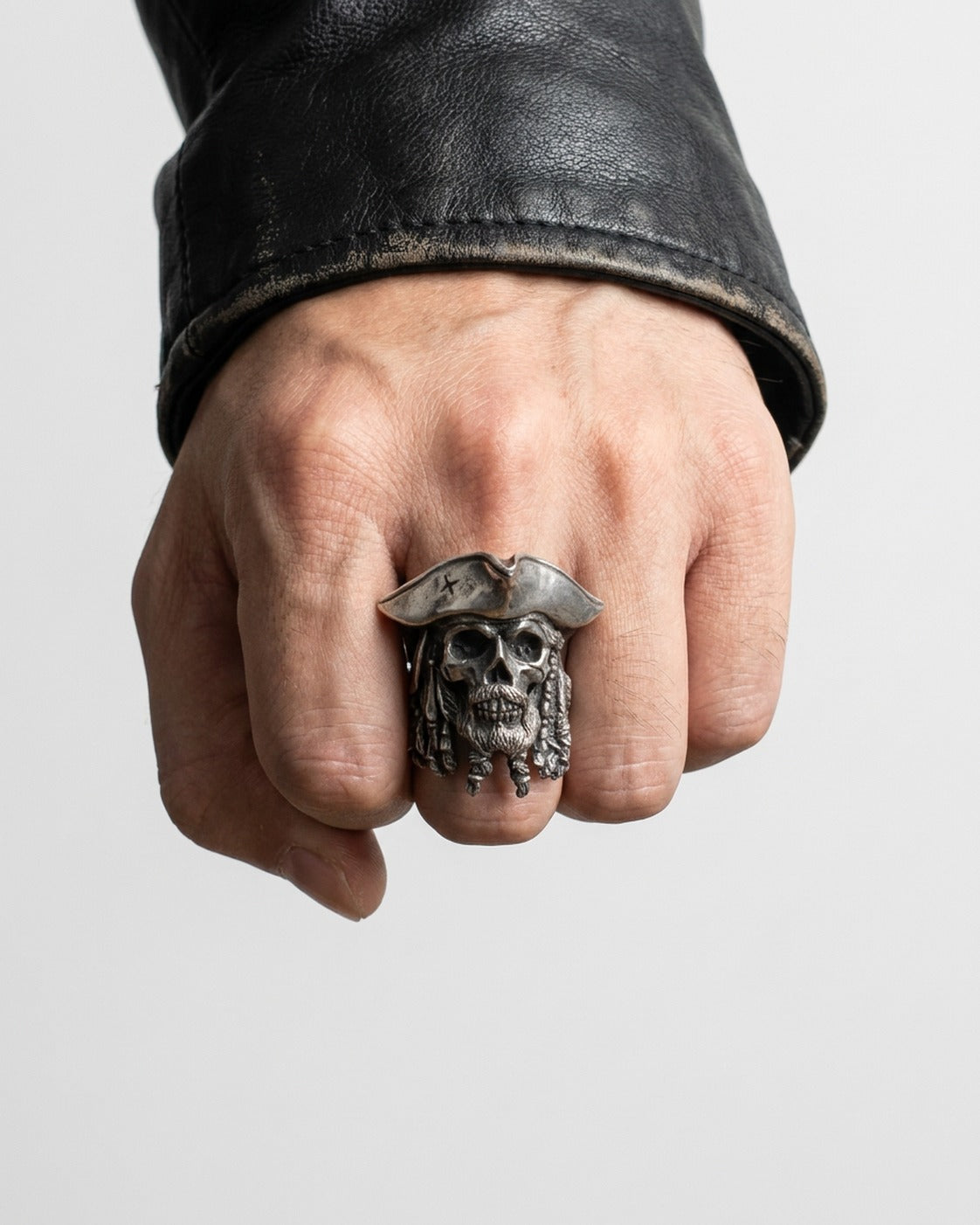 Pirate Captain Skull Ring worn on the finger – unisex punk ring styled with streetwear