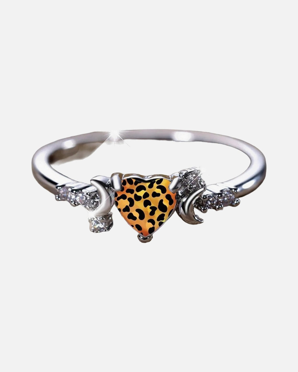 Leopard Heart Ring – shown from another angle, women's Y2K ring