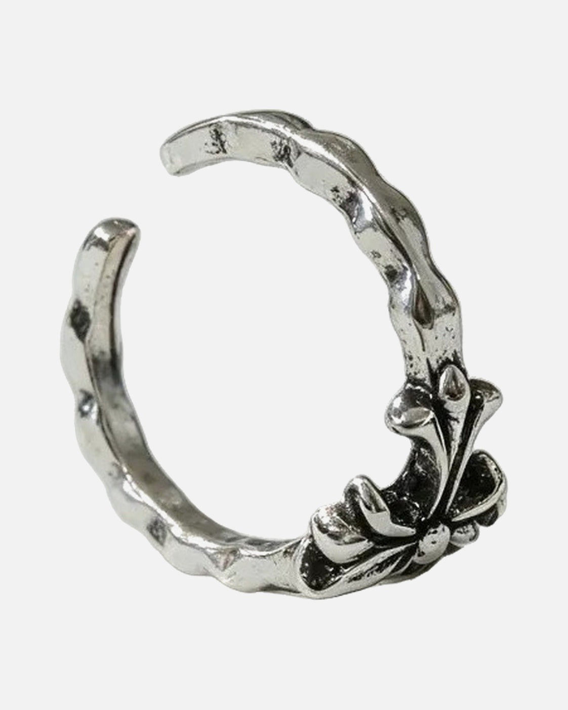 Gothic Cross Wrap Ring – hammered silver wrap ring with fleur cross, close-up detail