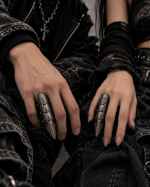 Beauty Bomb Armor Ring
