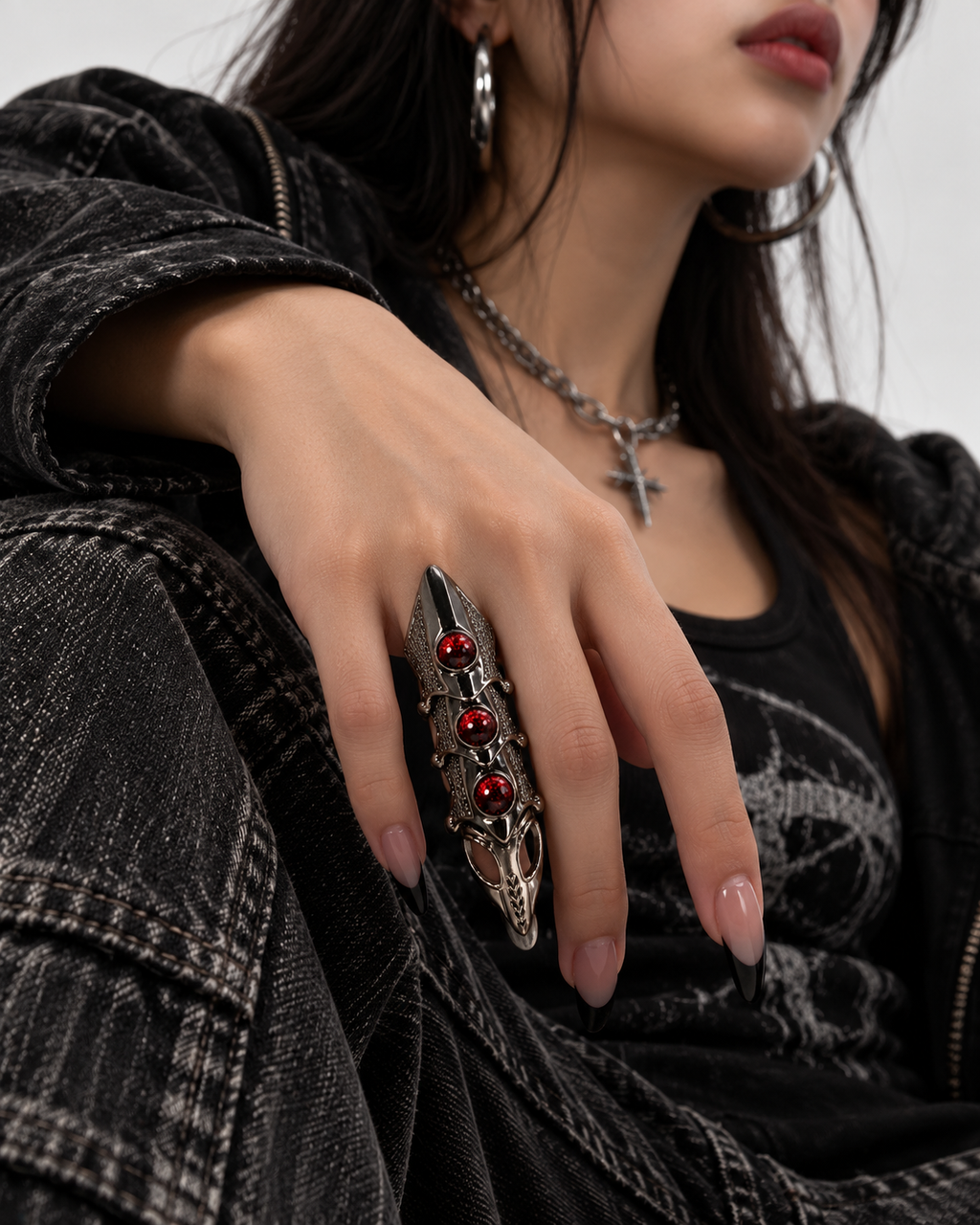 Gothic Armored Claw Ring